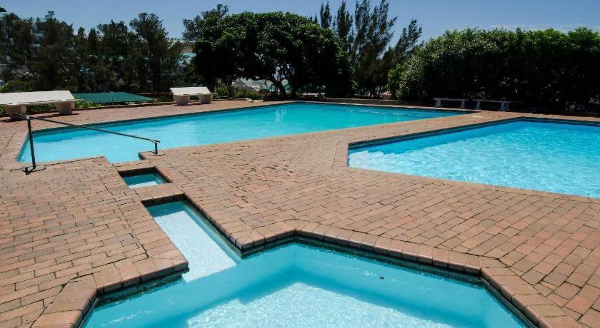 Umdloti Holiday Resort Apartments Ngoại thất bức ảnh